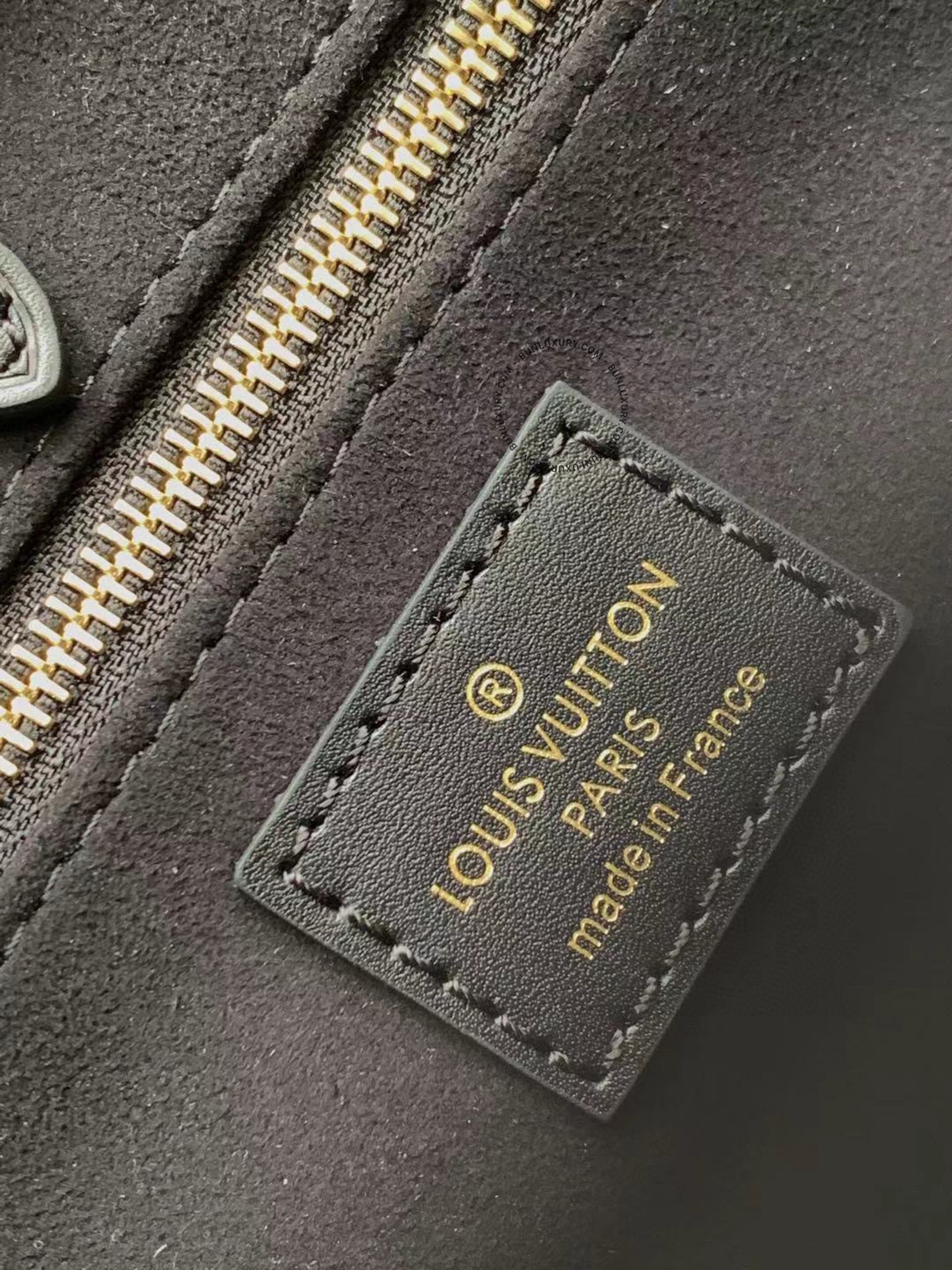 Túi Xách Louis Vuitton Onthego Pm Cowhide M45661