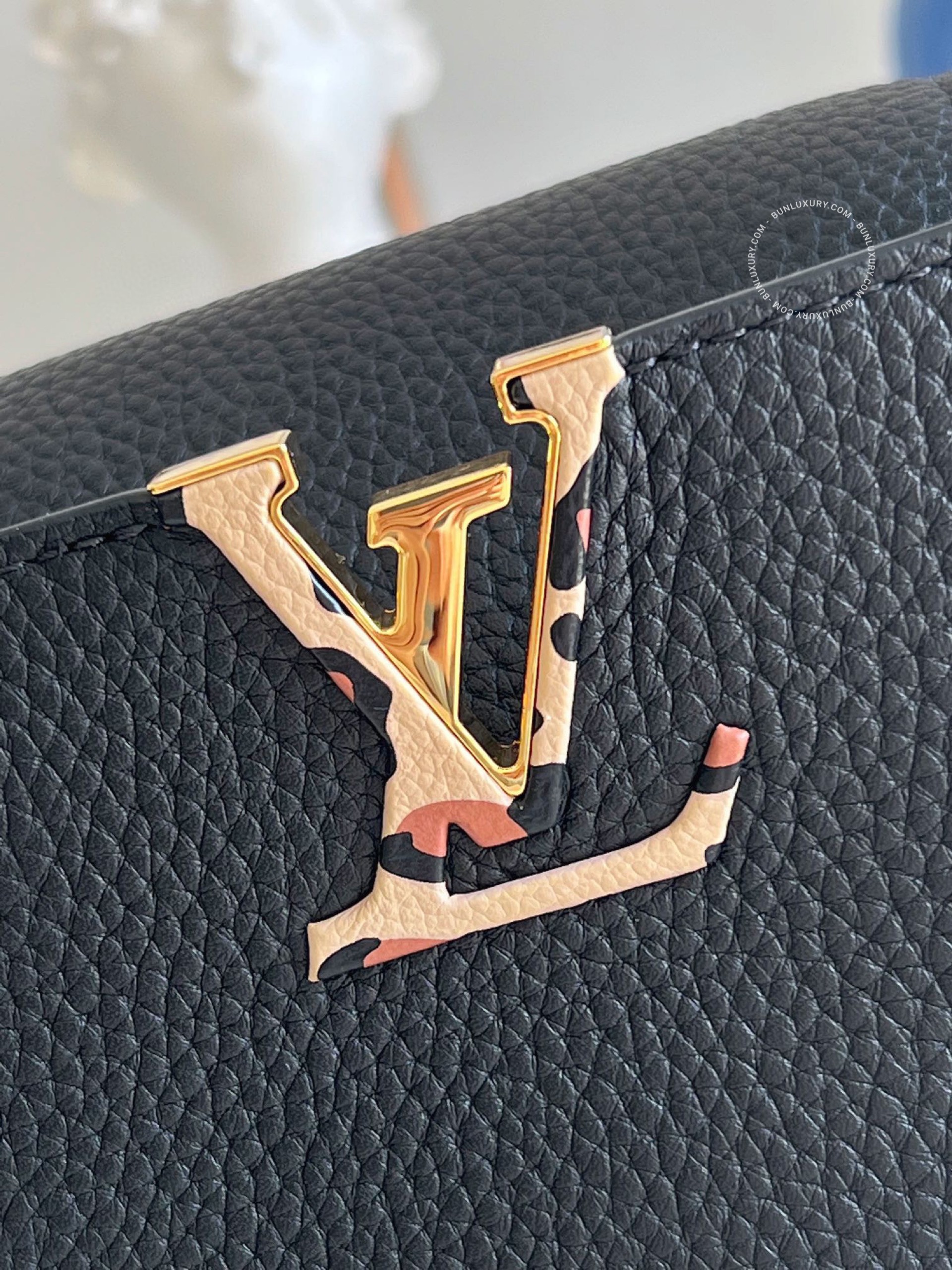 Túi xách Louis Vuitton Capucines Bb M57215