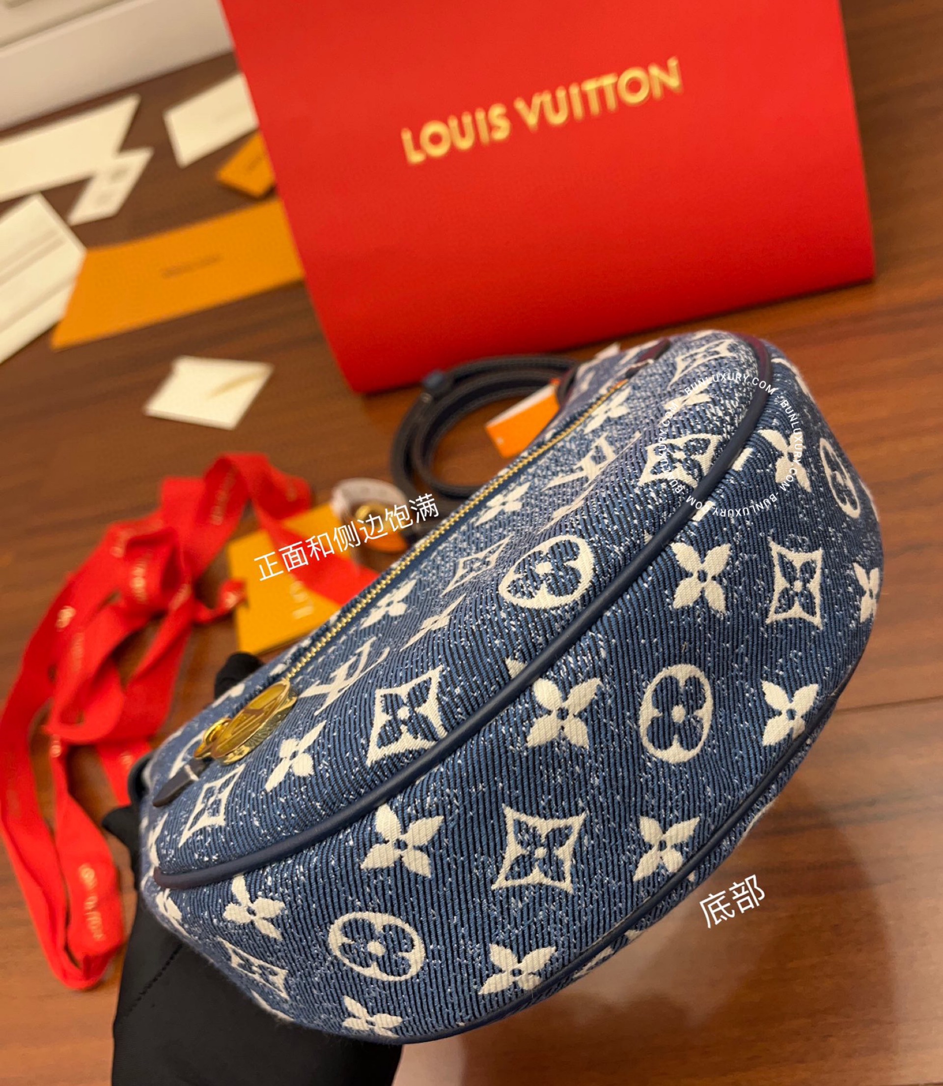 Túi Xách Louis Vuitton Loop Navy Blue M81166