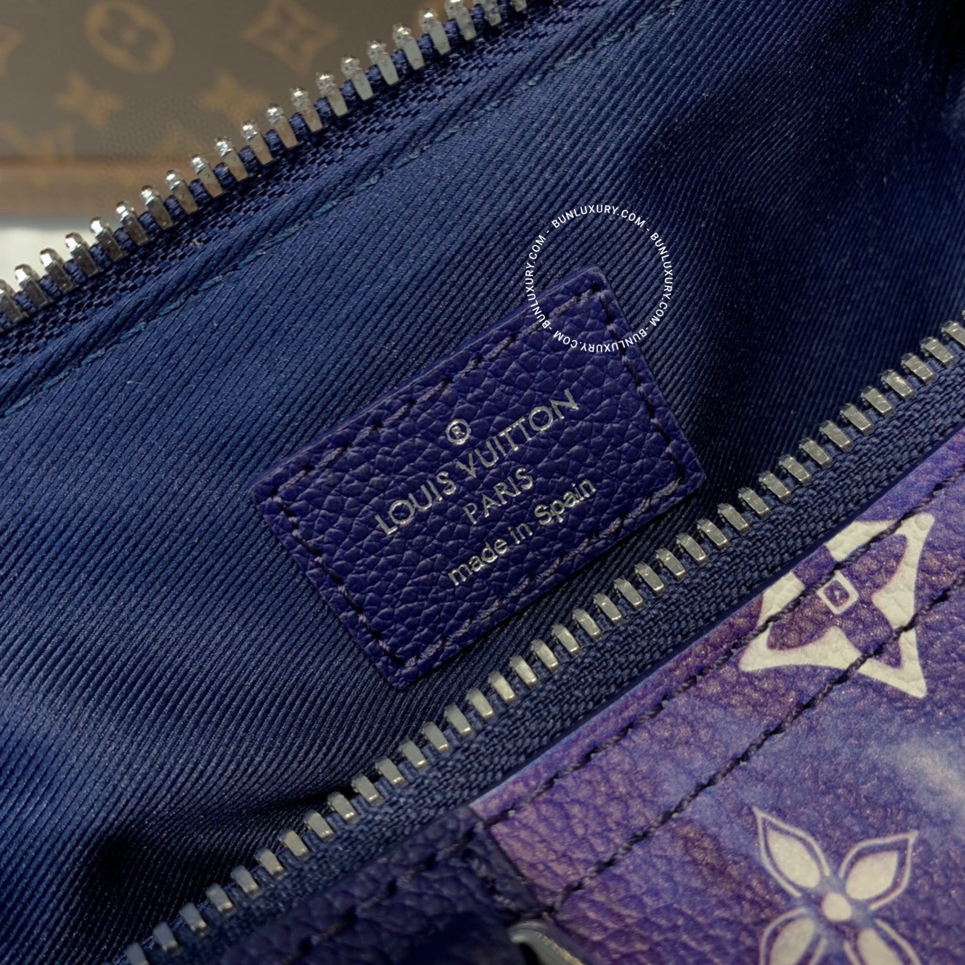 Túi Xách Louis Vuitton Keepall Blue Cowhide M20555